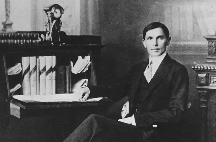 মুহাম্মদ আলী জিন্নাহ- ১৫০০ টাকা বেতনের চাকরি ফিরিয়ে কোটিপতি হয়েছিলেন ৩৫ বছর বয়সে 