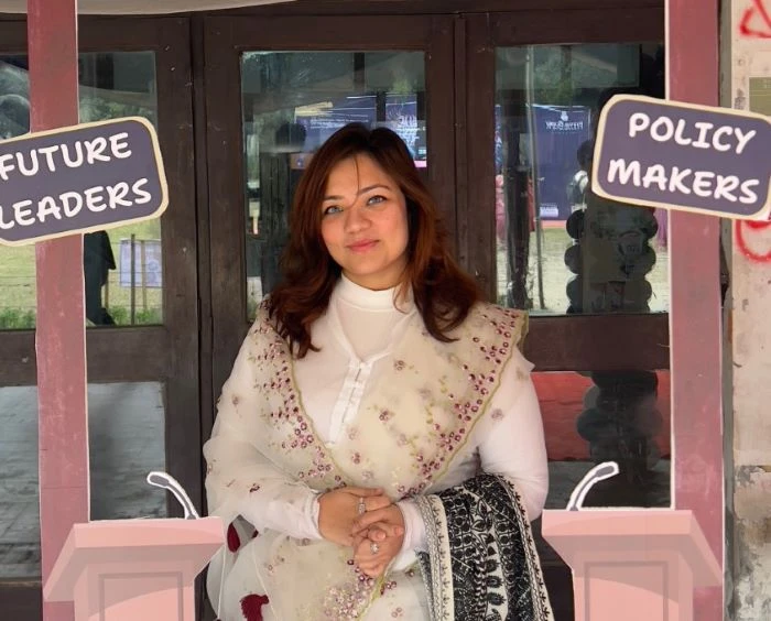 এবার বামপন্থিদের নিয়ে ঢাবি শিক্ষক মোনামির তীক্ষ্ণ মন্তব্য