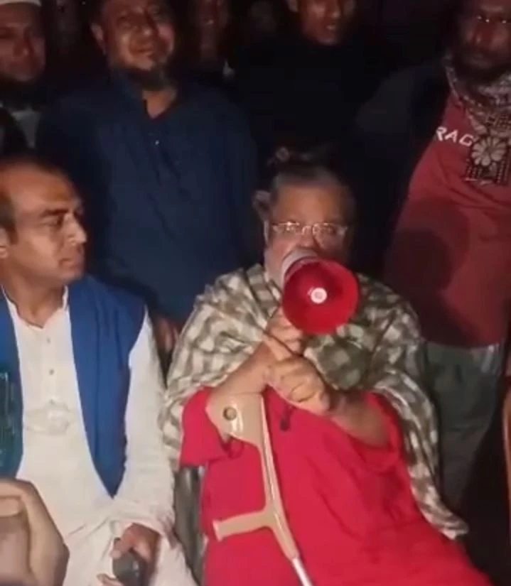 ভোট না দিলে ঘর বাড়ি সব পুড়াইয়া ছারখার করে দিব: বিএনপি নেতা মঞ্জুরুল আহসান মুন্সী (ভিডিও)