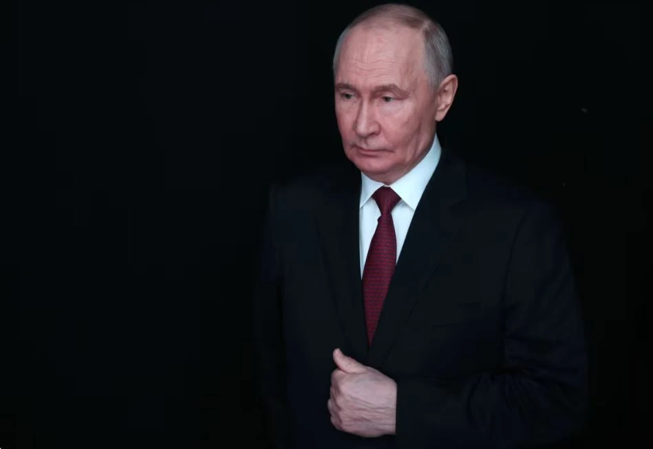 পুতিনসহ রুশ কর্মকর্তাদের পেছনে লেগেছিলেন এপস্টাইন