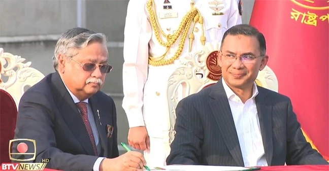 তিন সরকারের শপথ পড়িয়ে ইতিহাস গড়লেন রাষ্ট্রপতি সাহাবুদ্দিন