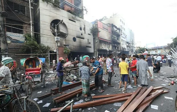 স্থানীয় সরকার নির্বাচন সামনে রেখে রাজনীতিতে ফেরার পথ খুঁজছে কার্যক্রম নিষেধাজ্ঞার মুখে থাকা আওয়ামীলীগ