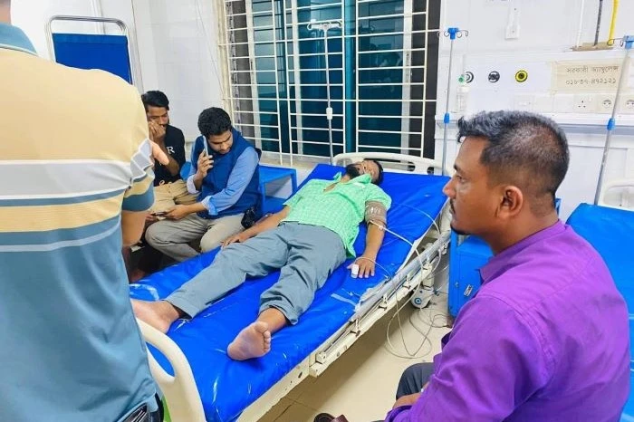 কক্সবাজারের চকরিয়ায় উপপুলিশ পরিদর্শকের মৃত্যু : অপর এক পুলিশ আহত 