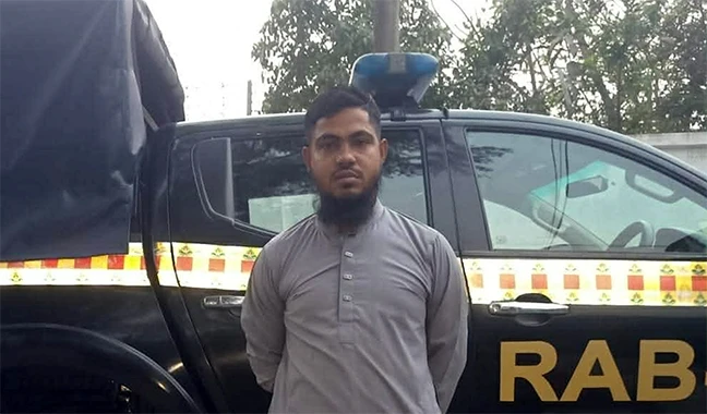 সমন্বয়ক শুভকে কুপিয়ে জখমের ঘটনায় শীর্ষ সন্ত্রাসী কাউসার গ্রেফতার