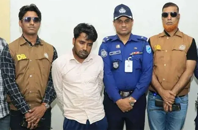 আলোচিত কিশোরী হত্যা: গ্রেপ্তার সৎপিতা, আদালতে স্বীকারোক্তি