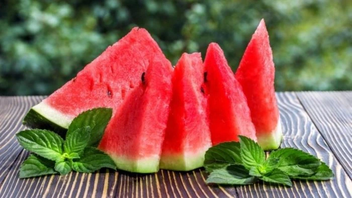 তরমুজের বীজ খেয়ে ফেললে কী হয়?