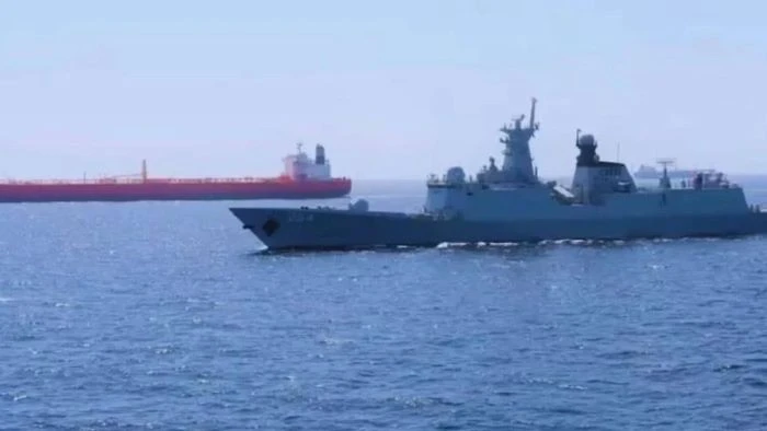 হরমুজ প্রণালী দিয়ে পাকিস্তানের ২০ জাহাজ চলাচলের অনুমতি দিল ইরান