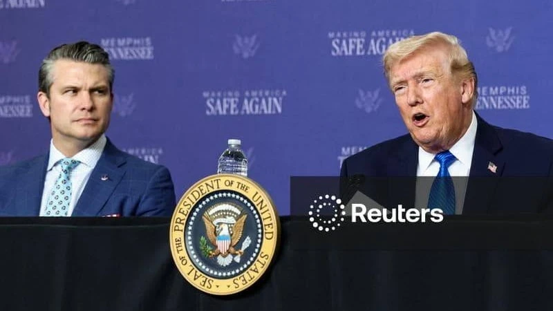 ইরানে আগ্রাসনের দায় মার্কিন প্রতিরক্ষামন্ত্রীর ওপর চাপালেন ট্রাম্প