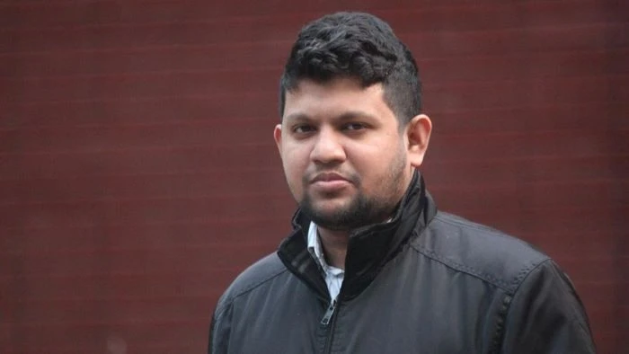 সংসদে ‘আকুতি’র আড়ালে বঞ্চনার অভিযোগ, রাজনৈতিক চাপে উন্নয়ন সহায়তা না পাওয়ার ক্ষোভ সাবেক উপদেষ্টার!