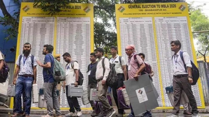 আজ পশ্চিমবঙ্গে দ্বিতীয় দফায় ১৪২ আসনে ভোটগ্রহণ