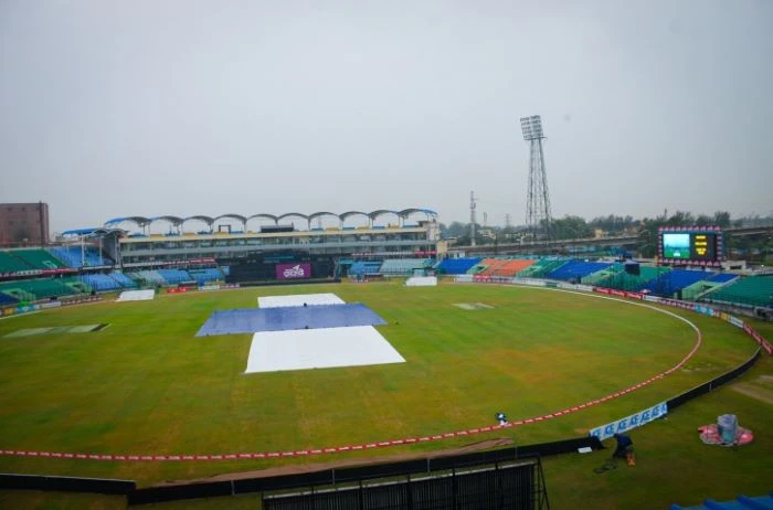 টস করার সু‌যোগও পায়‌নি, টানা বৃষ্টিতে বা‌তিল বাংলা‌দেশ-‌নিউজিল‌্যা‌ন্ডের দ্বিতীয় টি-টো‌য়ে‌ন্টি