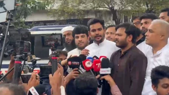 নাসীরুদ্দীন পাটওয়ারীর ওপর হামলা, গ্রেফতারের আলটিমেটাম আসিফের