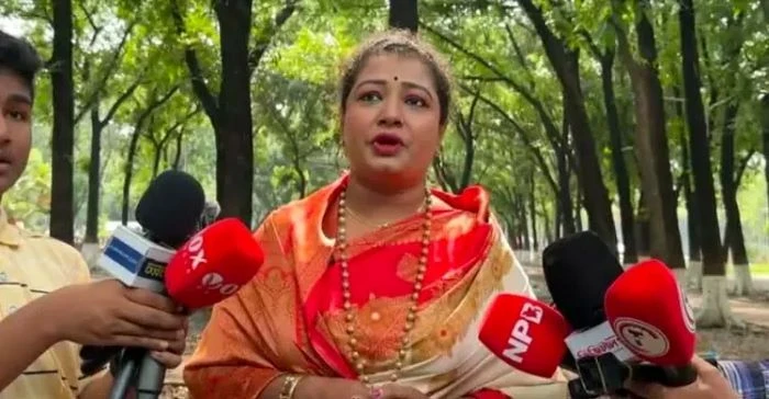বিতর্কিত মন্তব্যের পর বাউল শিল্পীদের কাছে ক্ষমা চাইলেন হাসিনা সরকার