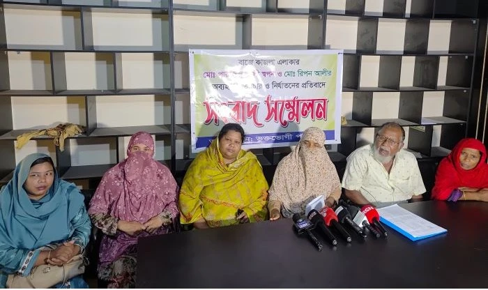 রাজশাহীতে নারীকে প্রকাশ্যে পিটিয়ে জখম, স্বর্ণালঙ্কার ছিনতাইয়ের অভিযোগ