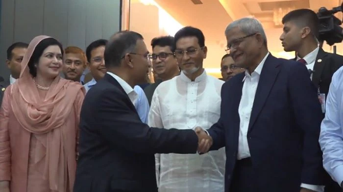 দেশে ফিরলেন প্রধানমন্ত্রী তারেক রহমান
