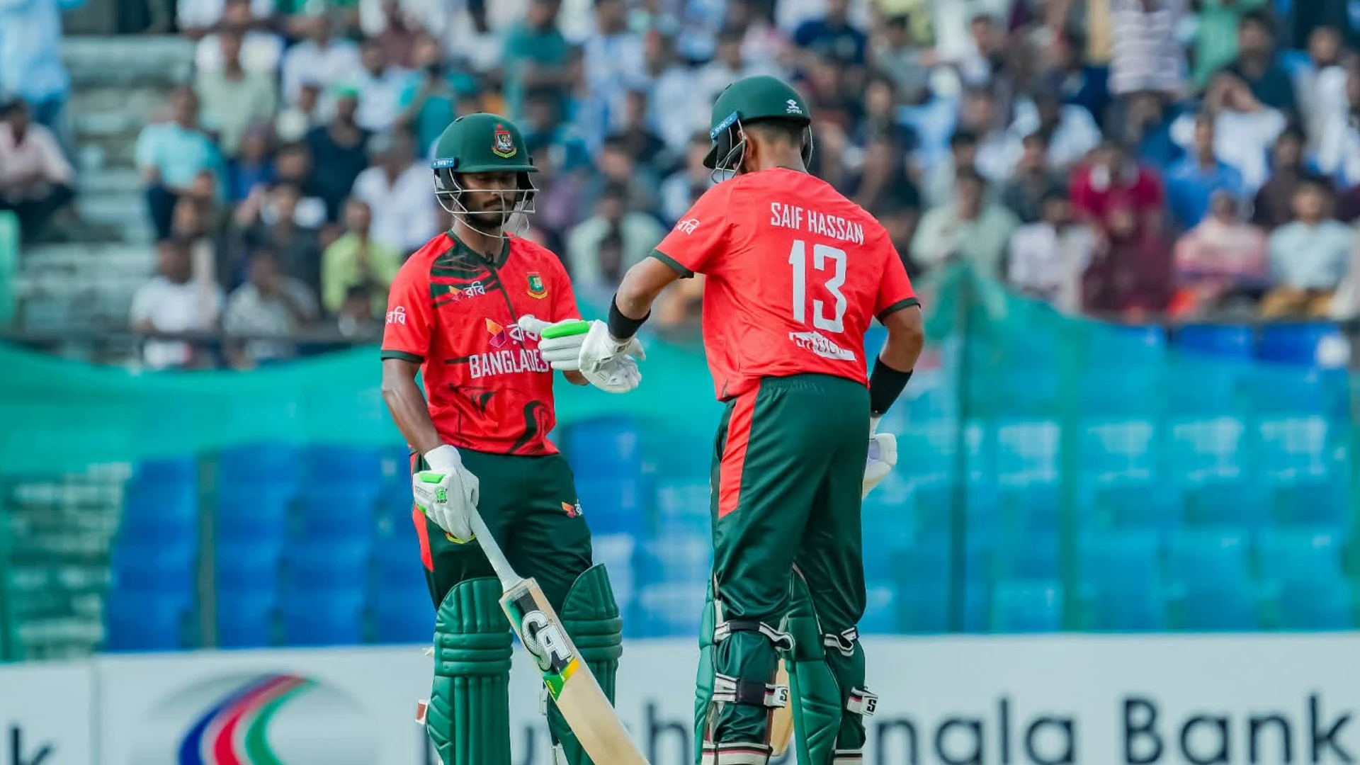 হৃদয়ের লড়াকু ফিফটিতেও ১০৯ রানেই থামল বাংলাদেশ