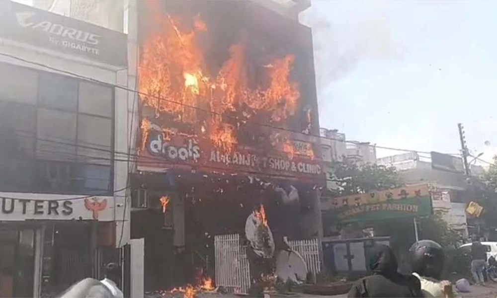 ভারতে কোচিং সেন্টারে অগ্নিকাণ্ড: প্রাণ গেল ১৩ জনের
