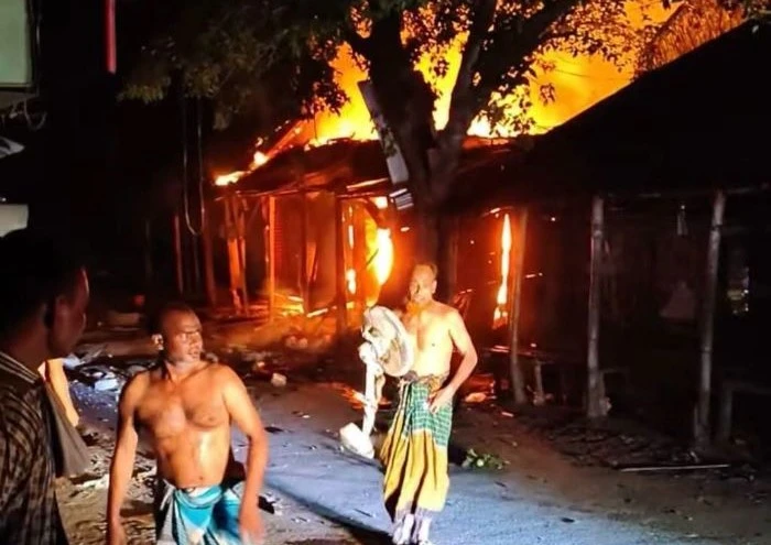 ফরিদপুরে আগুন নেভাতে গিয়ে সিলিন্ডার বিস্ফোরণে প্রাণ গেল যুবকের
