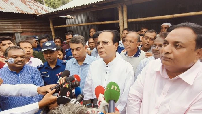 ‎যারা শিশু হত্যা করে তারা মানুষ না, তারা মানুষ নামে নরপশু : ত্রাণমন্ত্রী দুলু
