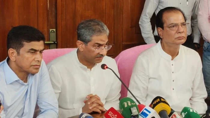 তিস্তা মহাপরিকল্পনা বাস্তবায়ন ও টেকসই নদীশাসনের প্রত্যয়, লালমনিরহাটে তিন মন্ত্রীর ব্যারাজ ও ভাঙনকবলিত এলাকা পরিদর্শন
