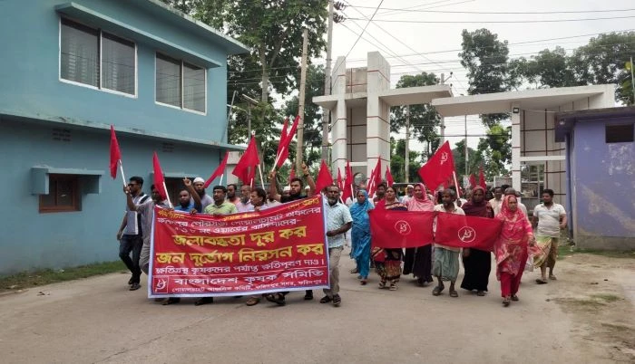 ফরিদপুরে ৫০০ একর ফসলি জমি পানিবন্দি, ক্ষতিপূরণ ও সমাধান চান কৃষকরা