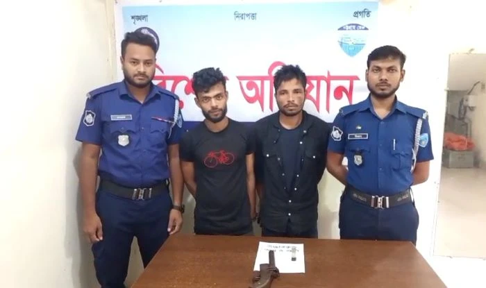 লক্ষ্মীপুরে পৃথক অভিযানে দুই অস্ত্র ও কার্তুজ উদ্ধার, গ্রেপ্তার-২