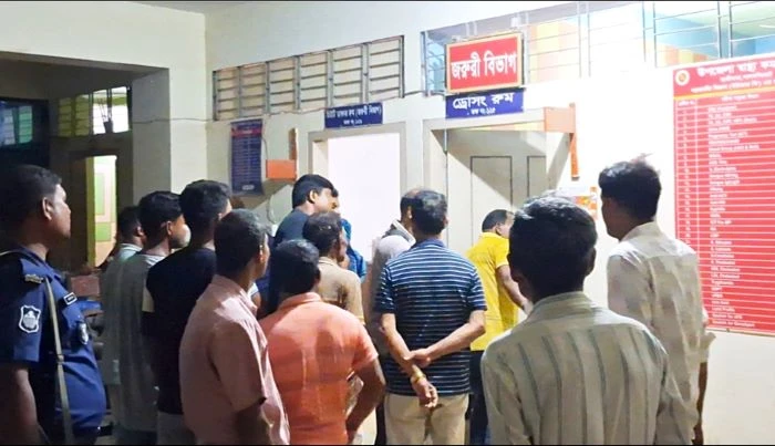 ‎লালমনিরহাটে মাদক ব্যবসায়ীদের হামলায় ২ পুলিশ কর্মকর্তা আহত, আশঙ্কাজনক অবস্থা এসআই রুহুল ‎