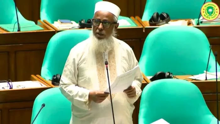 আ.লীগের যাওয়ার জায়গা আছে, বিএনপি-জামায়াতের নেই: সংসদে ইজ্জত উল্লাহ