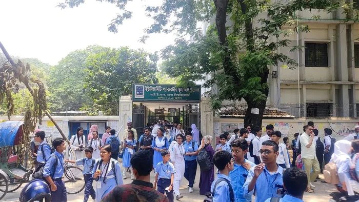টানা ১৬ দিনের ছুটি শেষে আজ খুলেছে শিক্ষাপ্রতিষ্ঠান