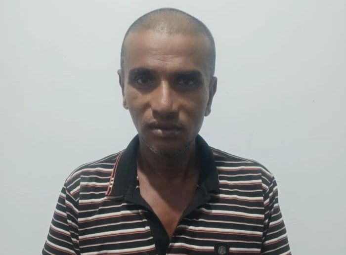 মাদক ব্যবসায় বাধা দেওয়ায় প্রতিবেশীকে ছুরিকাঘাতে হত্যা : প্রধান অভিযুক্ত আটক