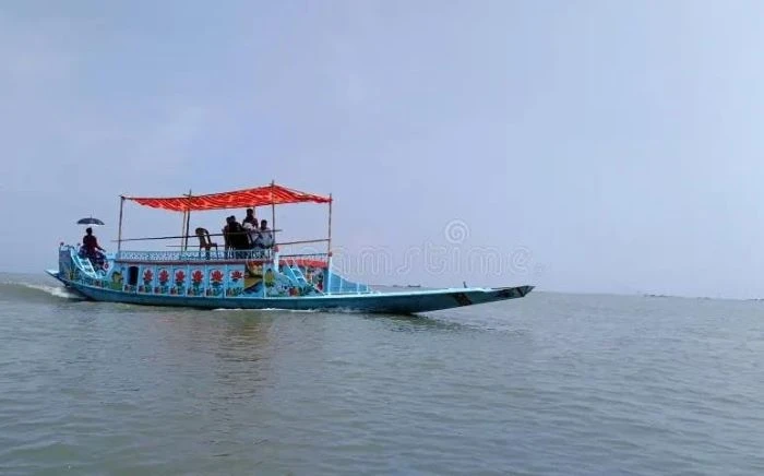 নিকলী হাওরে গোসল করতে নেমে পর্যটক নিখোঁজ