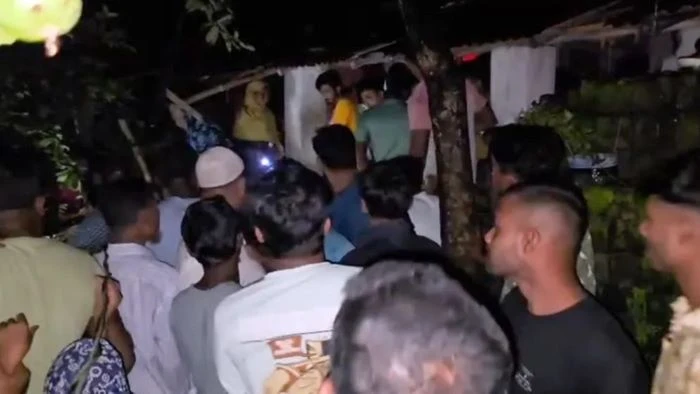 শিশুকে হত্যা করে আলমারিতে লাশ, পরে গণপিটুনিতে নিহত অভিযুক্ত নারী