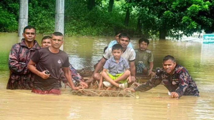 বন্যা পরিস্থিতি মোকাবিলায় ১১ জেলায় বিজিবি মোতায়েন