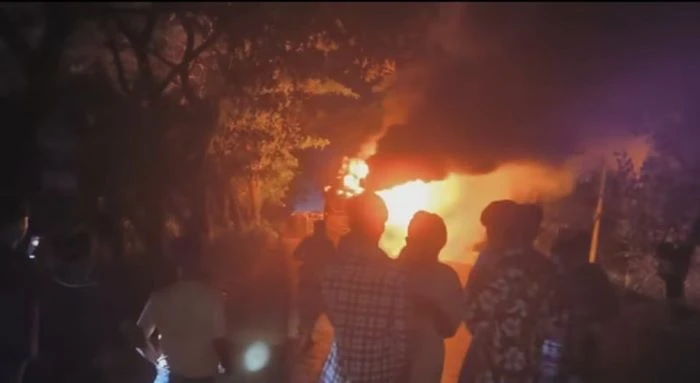 ফরিদপুরের ভাঙ্গায় বাসের ধাক্কায় নিহত ৫ জনের পরিচয় মিলেছে