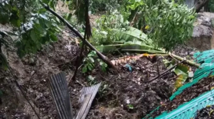 কক্সবাজারে ফের পাহাড়ধস, গৃহবধূ নিহত