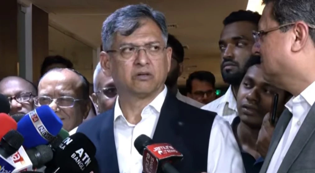 রাষ্ট্রপতির পদত্যাগের গুঞ্জন, সাংবাদিকদের প্রশ্নে যা জানালেন স্বরাষ্ট্রমন্ত্রী (ভিডিও)