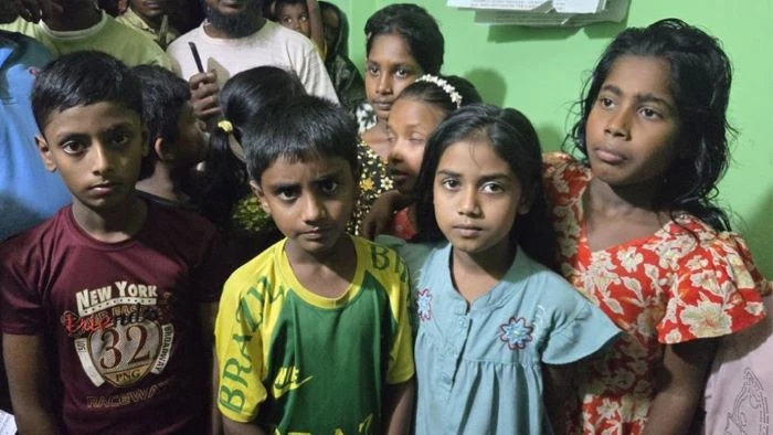 আর্জেন্টিনাকে নিয়ে ব্যঙ্গাত্মক গান, ১৭ শিক্ষার্থীকে পিটালেন শিক্ষক