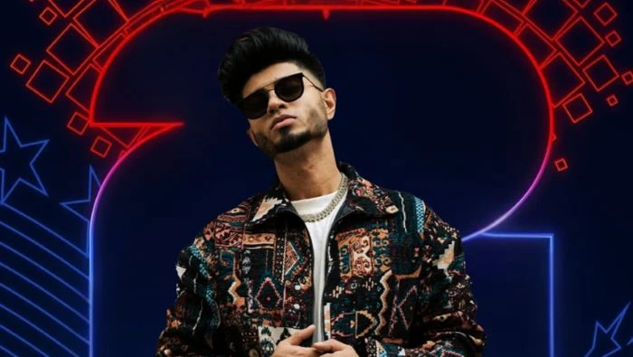 রাতে ঢাকা মাতালেন ‘ফিফার সঞ্জয়’, বনানীতে সুরের জাদুতে উচ্ছ্বাস