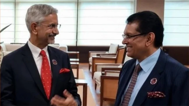 ম্যানিলায় জয়শঙ্করের সঙ্গে খলিলুর রহমানের শুভেচ্ছা বি‌নিময়