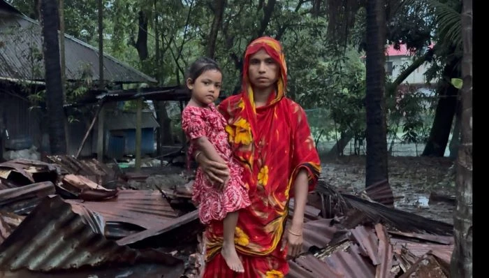 বেগমগঞ্জে আগুনে পুড়েছে বসতঘর, ঘরহারা ১২ পরিবারে নিরাপত্তাহীনতার আতঙ্ক