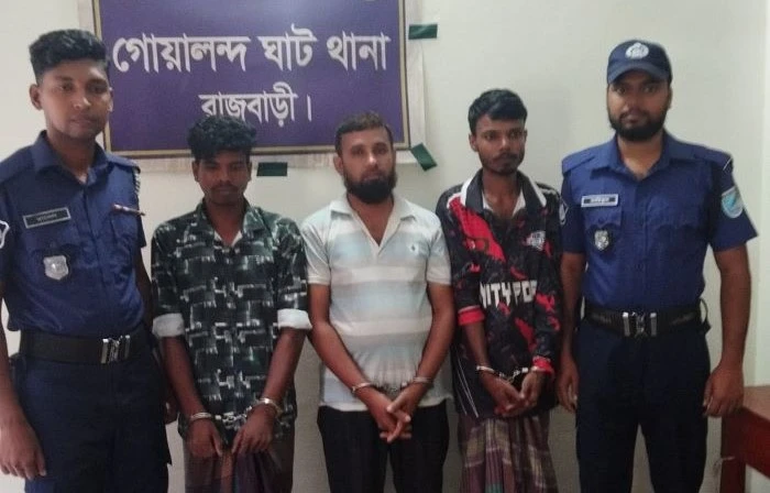 রাজবাড়ীতে খুনের ঘটনায় গ্রেফতার ৩জন