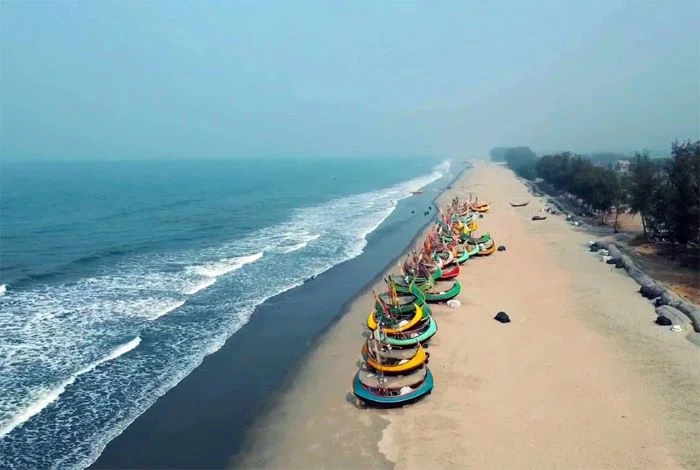 সুগন্ধা থেকে কলাতলী, ৬৩ কোটি টাকায় কক্সবাজারে হচ্ছে দৃষ্টিনন্দন নতুন সড়ক