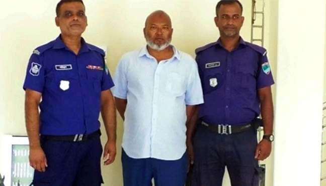 ভারতে পালানোর সময় ইমিগ্রেশনে গ্রেপ্তার নিষিদ্ধ আ.লীগ নেতা