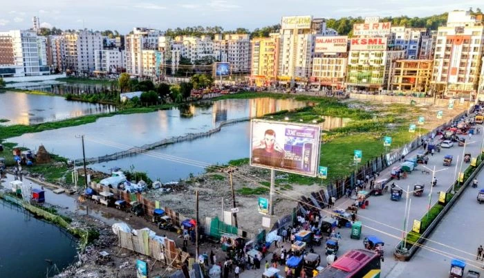 কক্সবাজার সমুদ্র সৈকত সংলগ্ন এলাকায় ১০ একর সরকারি খাসজমি দখল