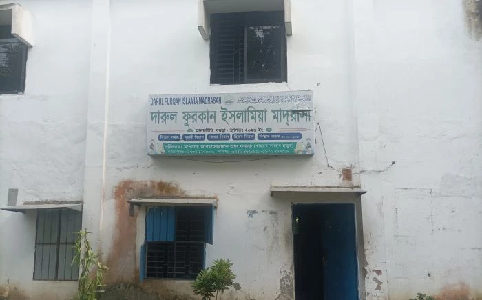 আদমদীঘিতে মাদ্রাসায় কিশোরকে বলৎকার, শিক্ষকের বিরুদ্ধে গাফিলতির অভিযোগ
