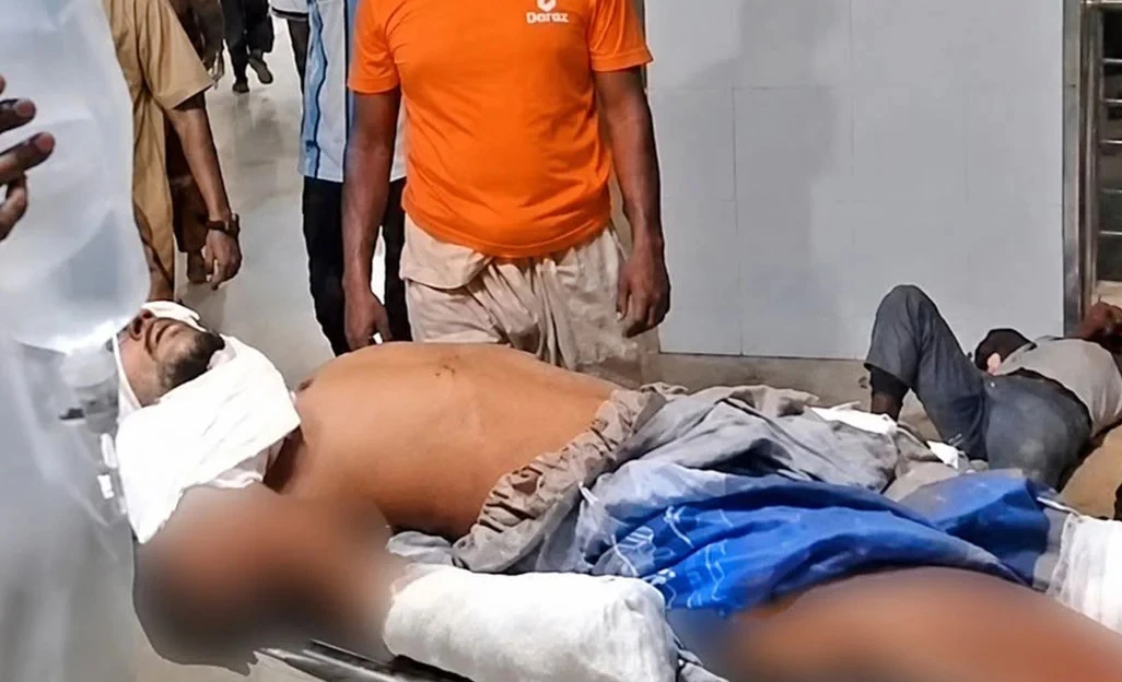 মা-ভাইকে নেশার টাকার জন্য ধারালো বঁটি দিয়ে কুপিয়ে জখম, যুবক গ্রেফতার