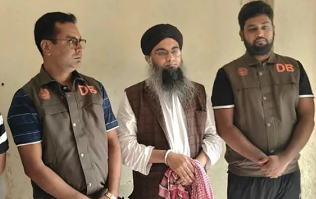 এনসিপি নেতা সালাউদ্দিন তানভীর গ্রেফতার, নেওয়া হচ্ছে বগুড়ায়