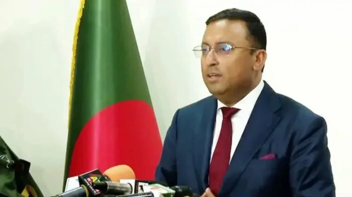 দ্বৈত নাগরিকত্ব নিয়ে প্রশ্নে যা বললেন পররাষ্ট্র প্রতিমন্ত্রী হুমায়ূন কবীর
