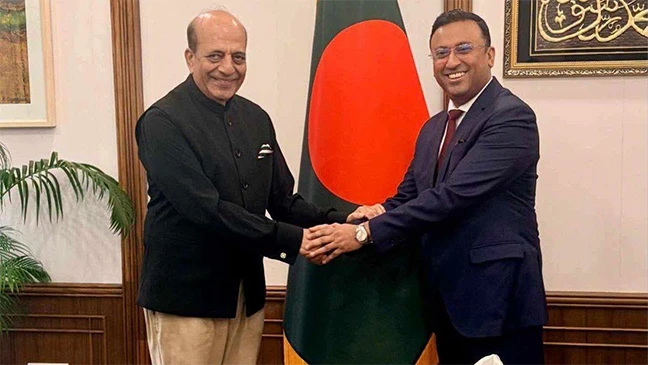 হাসিনা প্রসঙ্গে ভারতের কাছে স্পষ্ট বার্তা বাংলাদেশের