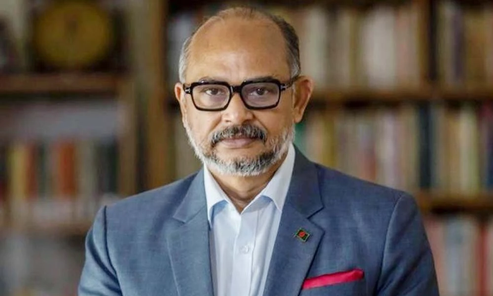 পে স্কেল বাস্তবায়ন নিয়ে নতুন তথ্য দিলেন অর্থ উপদেষ্টা